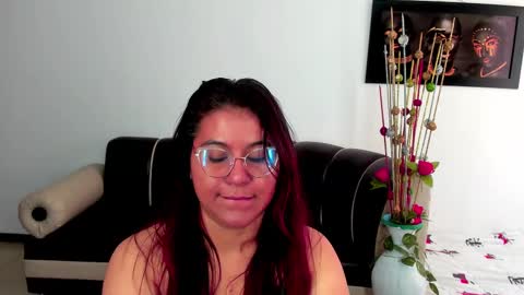 sofia_sorceress online show from February 18, 2025, 1:55 pm