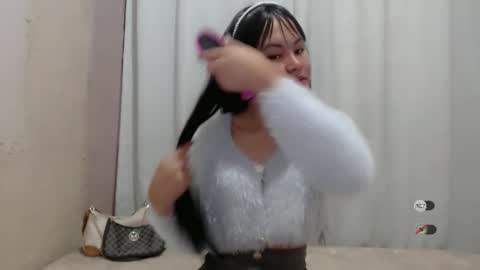 sofia_sweetheart18 online show from April 10, 2026, 12:49 am