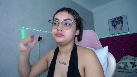 Snapshot of sofiaasexy19 chatting on May 9, 2026, 11:48 am Sofia online show from May 9, 2026, 11:48 am