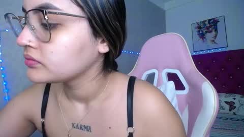 Snapshot of sofiaasexy19 chatting on May 13, 2026, 12:35 pm Sofia online show from May 13, 2026, 12:35 pm