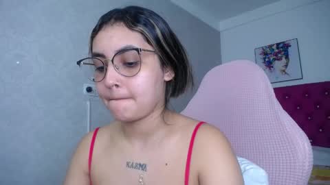 Snapshot of sofiaasexy19 chatting on May 24, 2026, 1:38 pm Sofia online show from May 24, 2026, 1:38 pm