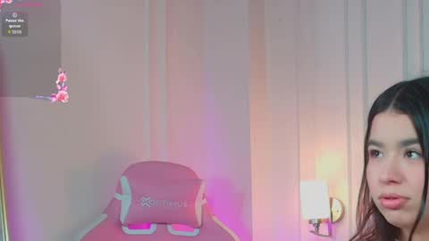 Snapshot of sofiabuitrago chatting on June 4, 2026, 12:11 pm sofi online show from June 4, 2026, 12:11 pm