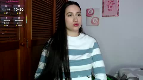 sofiaduque_26 online show from April 18, 2026, 2:10 pm