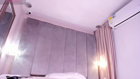 Sofi marquez  online show from February 9, 2025, 8:44 am