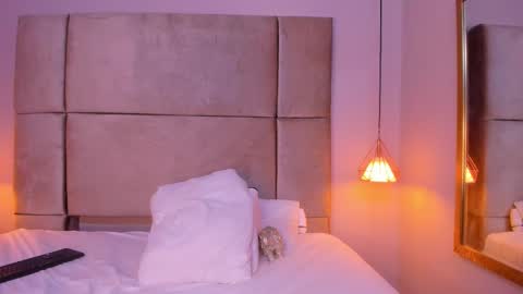 Sofi marquez  online show from March 12, 2025, 7:24 am