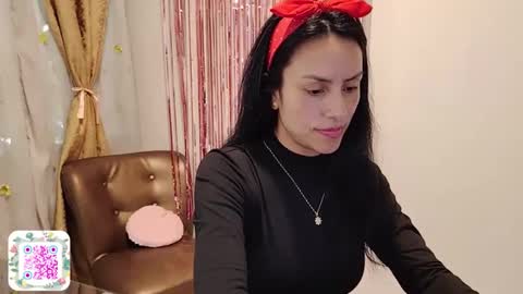 Sofi Bella online show from October 2, 2025, 3:30 pm