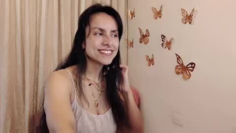Sofi Bella online show from June 7, 2026, 7:06 pm