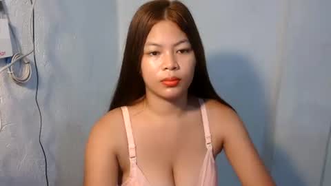 sofie_loorexx online show from November 24, 2025, 10:04 am