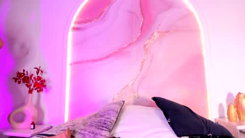 Sofii Lopezz online show from February 6, 2025, 5:40 pm