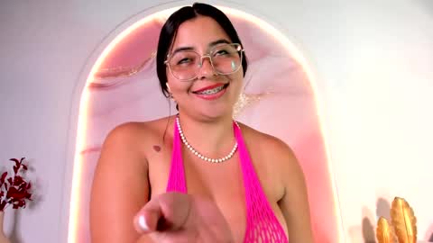 Sofii Lopezz online show from February 17, 2025, 6:37 pm