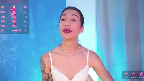 Snapshot of sofiia_grey_ chatting on December 22, 2024, 4:17 pm Sofi online show from December 22, 2024, 4:17 pm