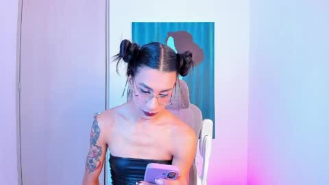 Snapshot of sofiia_grey_ chatting on April 21, 2026, 4:01 pm Sofi online show from April 21, 2026, 4:01 pm