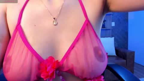 Sofiia  Everyday From 1400 to 2200 Col Time online show from November 12, 2025, 6:52 pm