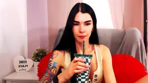 sofiiadream online show from February 23, 2025, 8:44 pm