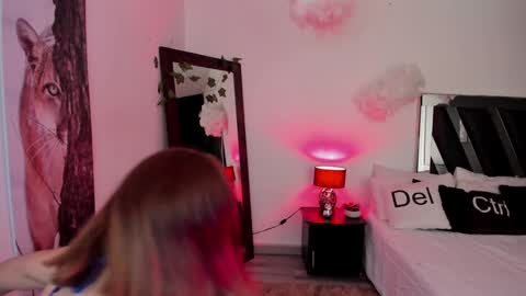 Snapshot of sofiiagudelo chatting on December 21, 2024, 4:19 am Sofi agudelo online show from December 21, 2024, 4:19 am