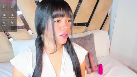 Snapshot of sofijohnsonx chatting on November 21, 2025, 1:10 pm sofijohnsonx online show from November 21, 2025, 1:10 pm