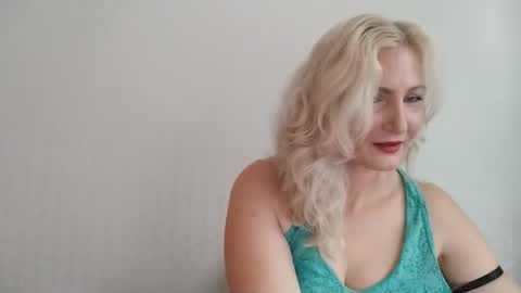 Sofi online show from October 17, 2025, 7:11 am