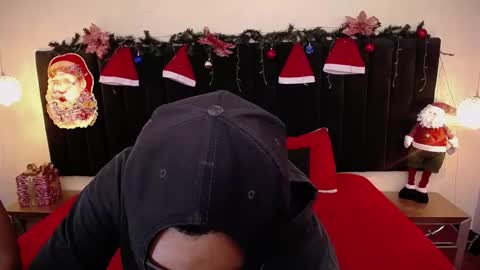 Cam and Amy online show from December 3, 2025, 8:07 pm