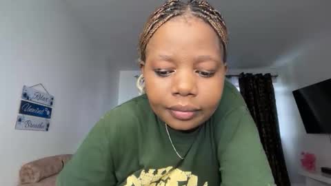 soft_nicole online show from February 8, 2026, 12:41 pm