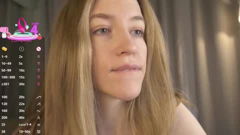 softdreamer_ online show from January 18, 2026, 11:25 am