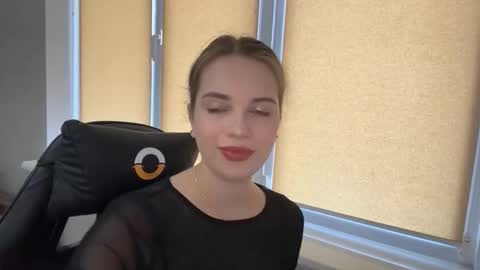 Anna online show from March 23, 2026, 1:48 pm