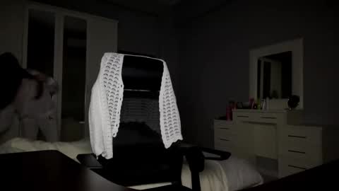 softlygirl online show from March 27, 2026, 6:07 pm