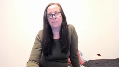 Soft Peach Goddess online show from January 16, 2026, 5:33 am