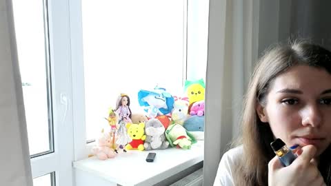 Kelly online show from April 9, 2026, 12:21 pm