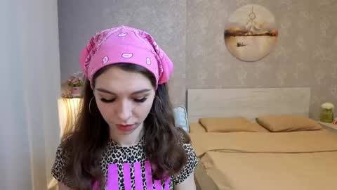 Snapshot of softwine chatting on June 4, 2026, 5:19 pm Kelly online show from June 4, 2026, 5:19 pm