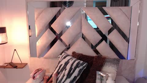    online show from February 6, 2026, 7:17 pm