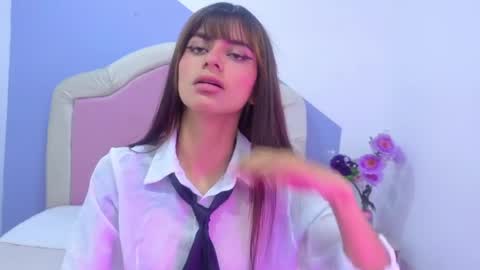 sofy_durand online show from April 13, 2026, 11:59 am