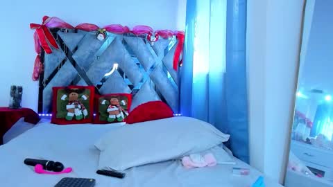 sofybank online show from December 19, 2025, 2:24 pm