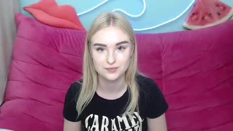 sofysoft online show from November 9, 2025, 6:06 pm