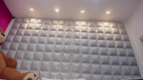 Snapshot of sol_angel7 chatting on February 7, 2026, 4:33 pm SOL ANGEL online show from February 7, 2026, 4:33 pm