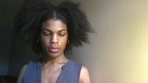 SolaceEve online show from December 16, 2025, 7:52 pm