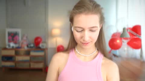 Bella online show from February 17, 2025, 9:46 am