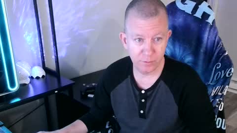 just ask  online show from September 21, 2025, 3:35 pm