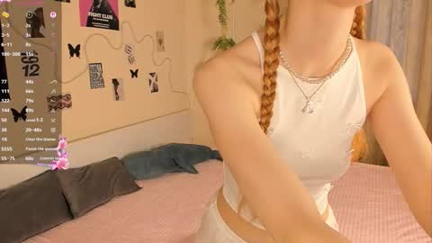 Snapshot of solarmyst chatting on March 4, 2026, 5:35 am Nana online show from March 4, 2026, 5:35 am