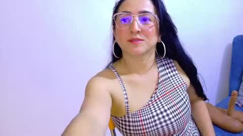 sole_softmilf online show from June 11, 2026, 11:47 pm