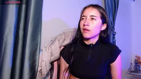 Fernada Rodriguez online show from December 4, 2025, 11:19 am