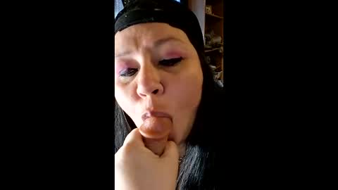 sologirl81 online show from February 3, 2026, 6:57 pm