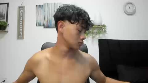 son_hades online show from September 19, 2025, 4:03 am