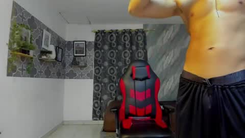 son_hades online show from April 17, 2026, 3:42 am