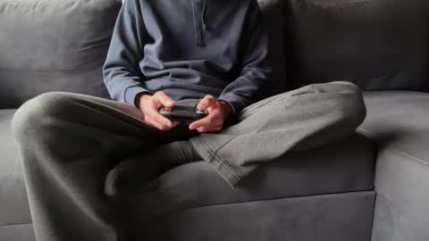 Snapshot of sondages chatting on December 21, 2025, 10:44 am Sondages online show from December 21, 2025, 10:44 am