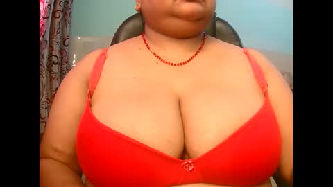 soni88888 online show from December 14, 2025, 5:35 am