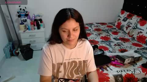 sonialatin69 online show from June 5, 2026, 7:08 pm