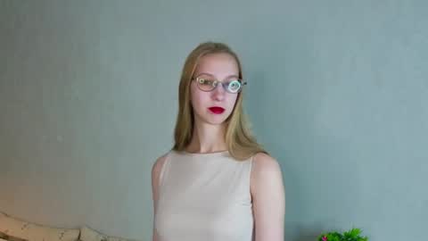 Im Lina Welcome guys online show from November 28, 2025, 1:52 am