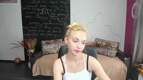 Sonya online show from May 29, 2026, 5:49 am