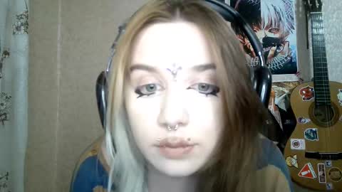 Mila online show from March 11, 2026, 4:35 pm