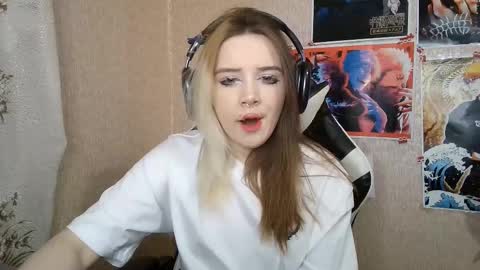 Mila online show from March 29, 2026, 5:24 pm